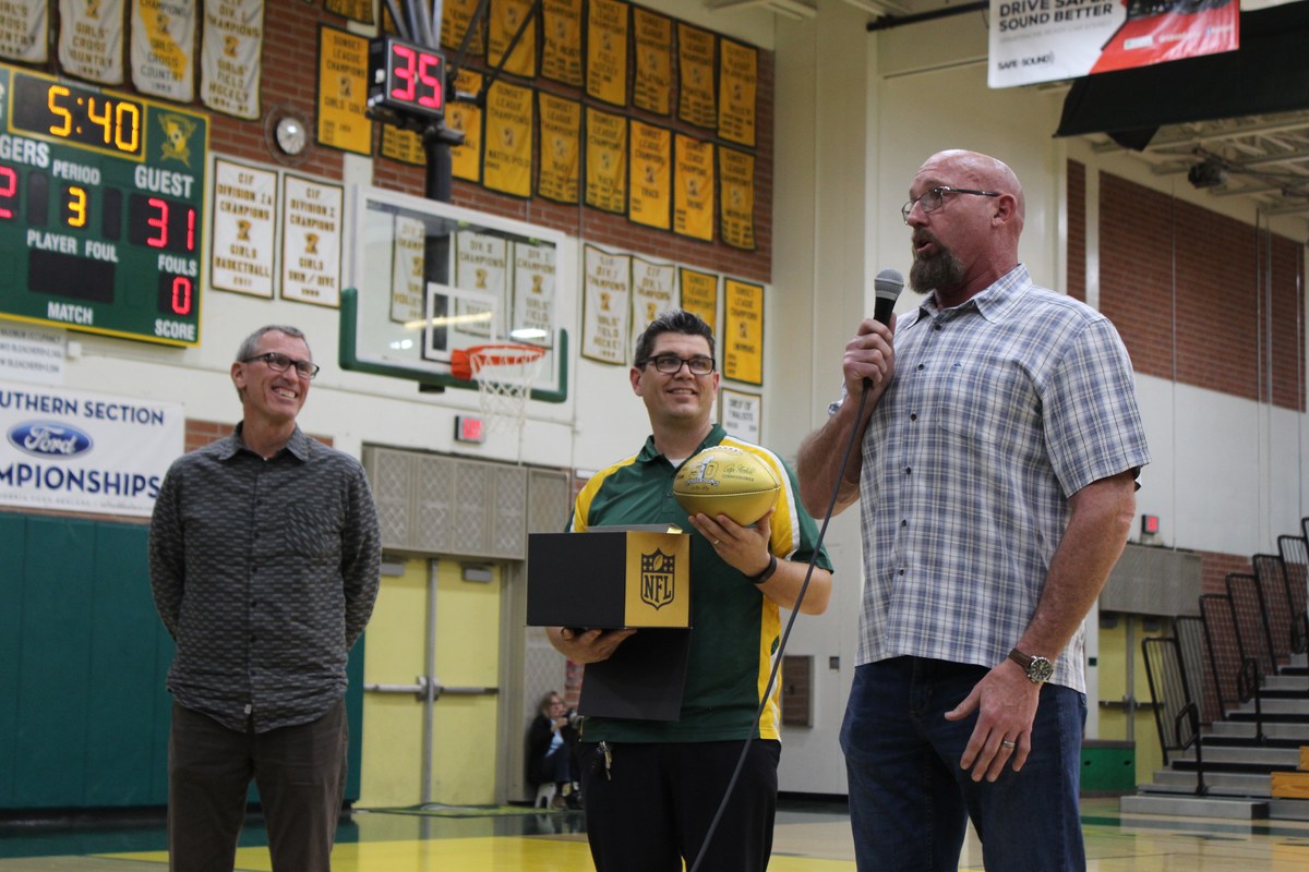 Former NFL player and Edison graduate returns to present Chargers with “gold