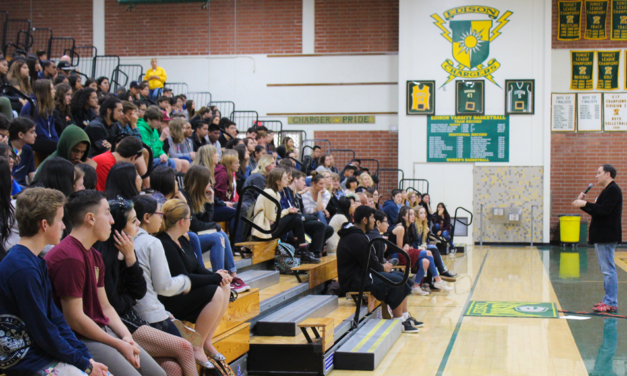 Annual HBReads assembly brings renowned author to HBUHSD